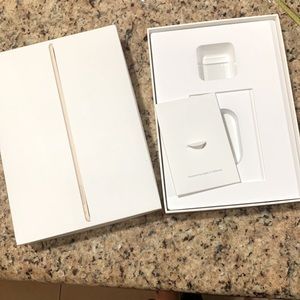 Empty Apple iPad Air box